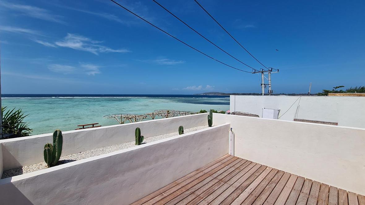 Shore Thing Gili Air Beachfront Apartment Eksteriør bilde